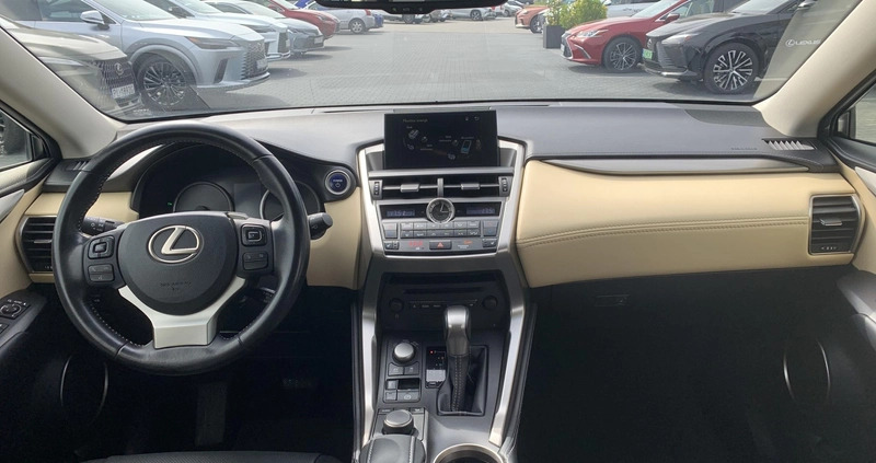 Lexus NX cena 114900 przebieg: 125514, rok produkcji 2015 z Sztum małe 277